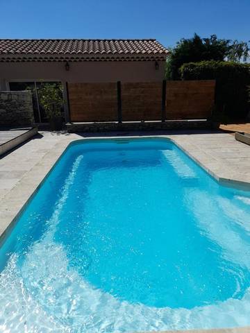 Gîte pour 2 personnes, avec piscine ainsi que jardin et vue à Montfaucon (France)