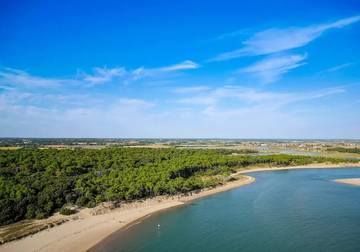 Camping für 4 Personen in Talmont-Saint-Hilaire, Vendée, Bild 4