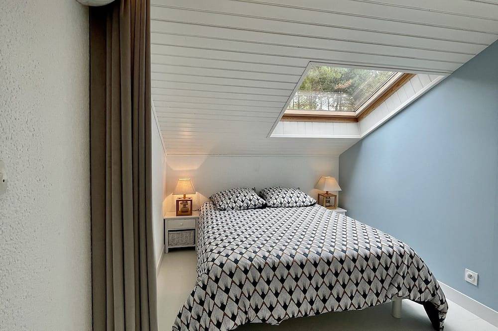 Villa avec piscine & prestations hotelières (linge de lit & de toilette, Wifi,). in Lacanau Ocean, Lacanau