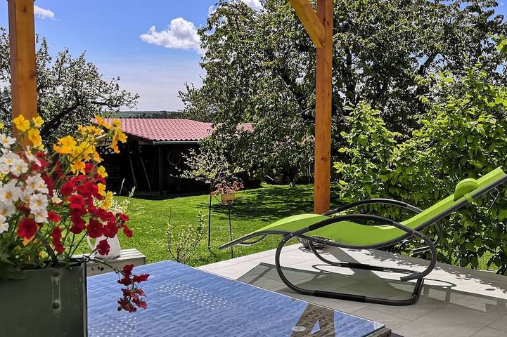 Ferienhaus für 3 Personen, mit Terrasse und Garten in Mansfeld