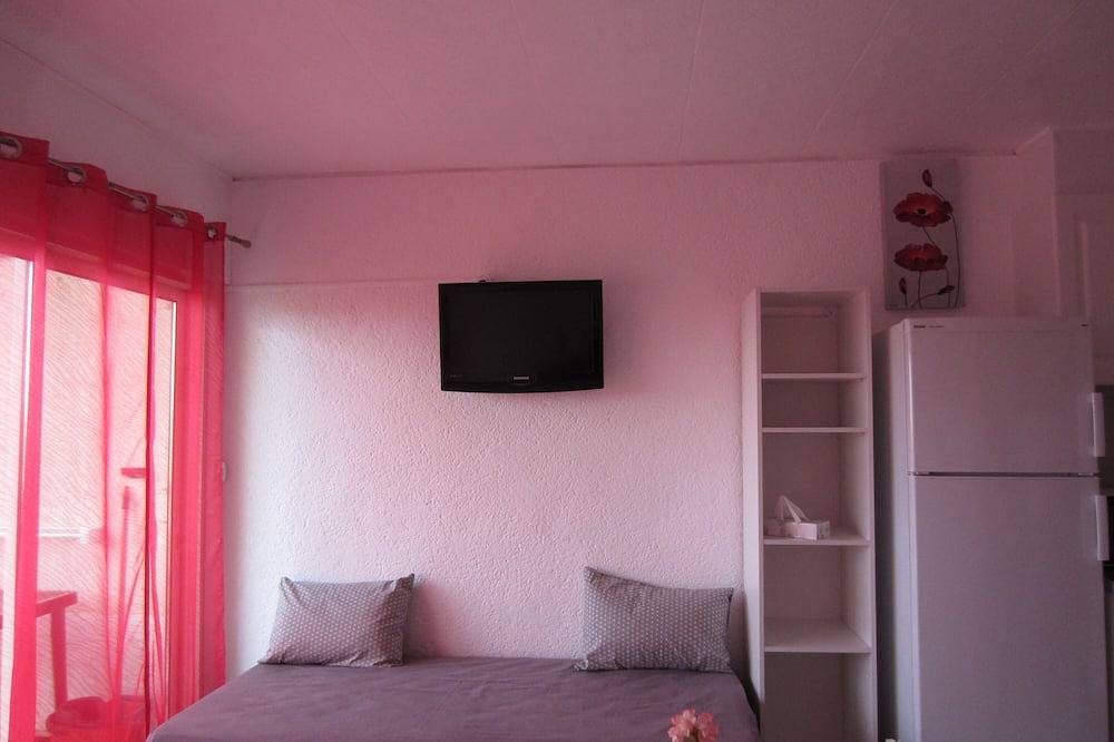 Entire apartment, Close To The Beach for 2 or couple with young children in Port-la-Nouvelle, Narbonne region