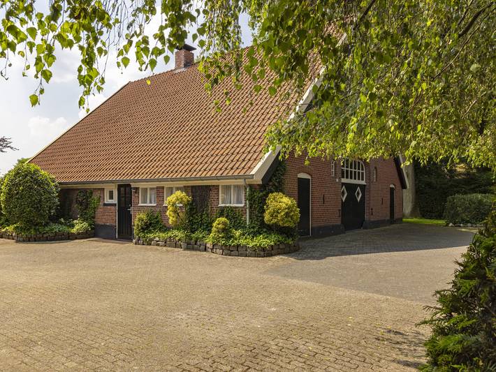 Ferienhaus für 14 Personen, mit Terrasse und Garten in Losser