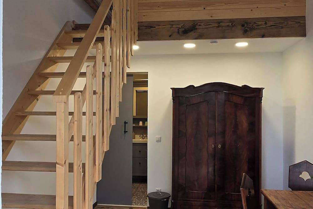 Übernachten in gemütlichem Doppelzimmer 4 im Alten Saale Fährhaus. in Naumburg, Saale-Unstrut