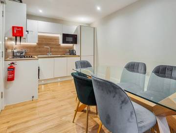 Holiday Rental for 6 People in Aberystwyth, Ceredigion, Photo 2
