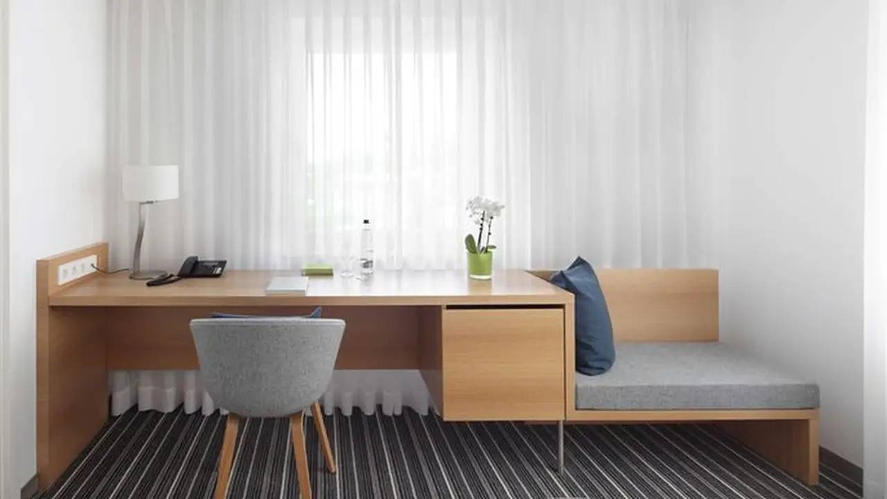 Doppelzimmer für 2 Personen (14 m²) in Abstatt in Abstatt, Stuttgart Region