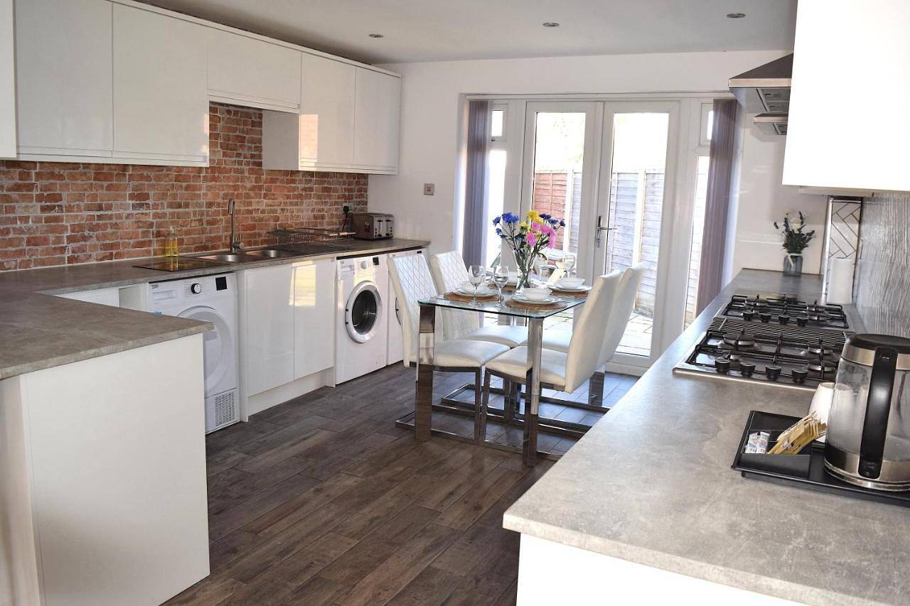 Entire apartment, Apartment in Luton, Chiltern Hills
