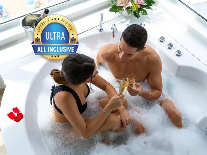 Hotel para 4 personas, con sauna y jacuzzi además de piscina y terraza - 1