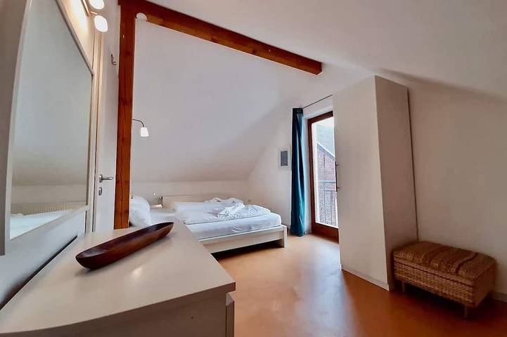 Ferienhaus für 4 Personen, mit Balkon und Garten in Emden - 2