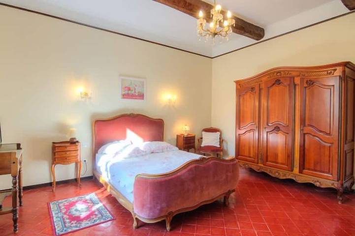 Location de vacances pour 11 personnes, avec terrasse et piscine dans Parc Spirou Provence - 3