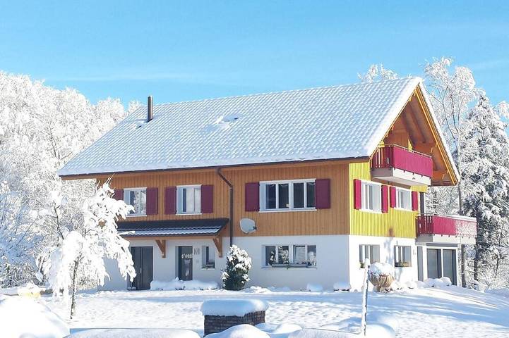 Ganze Wohnung, Ferienwohnung S'Ottä in Sattel, Schwyz
