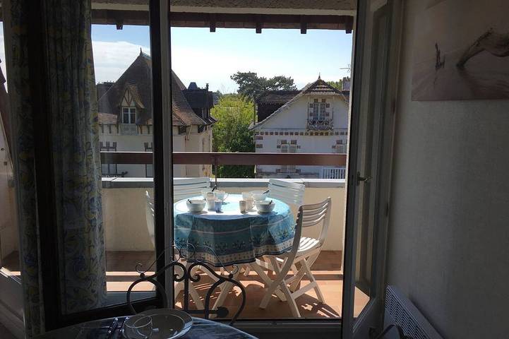 Gîte pour 4 personnes, avec balcon dans Grand Casino de Cabourg - 4