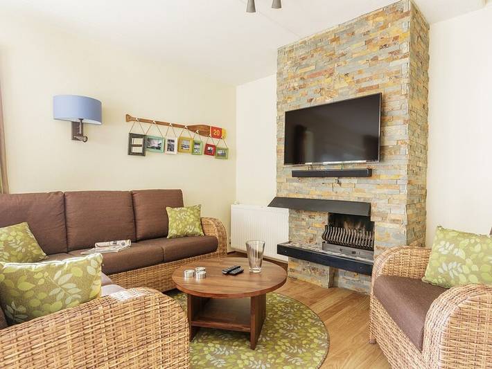 Finca für 4 Personen, mit Terrasse und Pool sowie Sauna