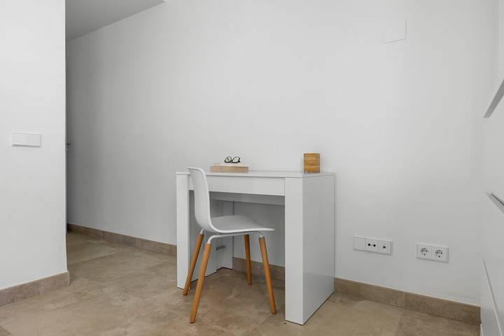 Apartamento entero, Stunning Infinity Pool apt by Costarentals in Estepona Old Town, Estepona