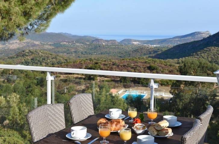 Hôtel pour 2 personnes, avec jardin ainsi que vue et piscine à Olmeta-di-Tuda - 2