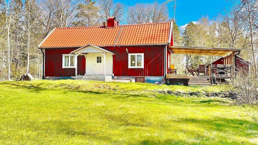 Ferienhaus für 7 Personen, mit Sauna und Balkon in Hultsfreds und Umgebung
