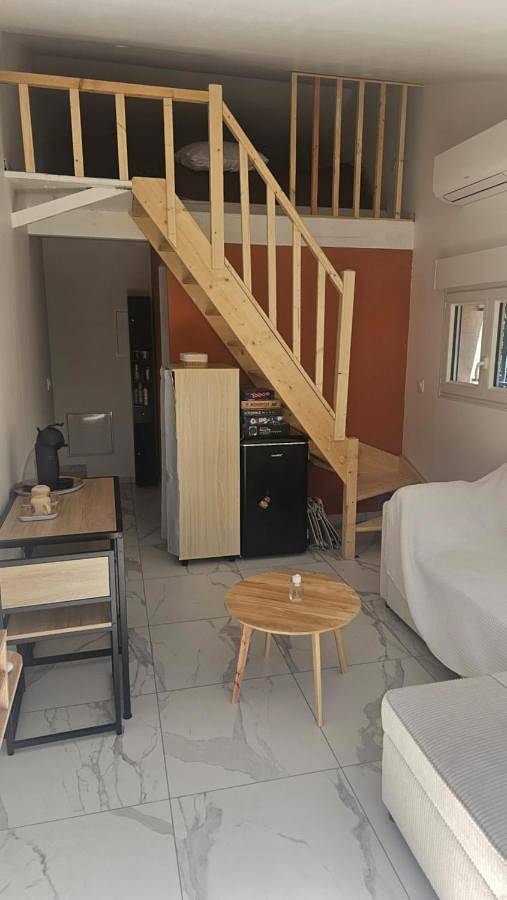 Location de vacances pour 8 personnes, avec jacuzzi ainsi que piscine et jardin à Pourcieux - 4