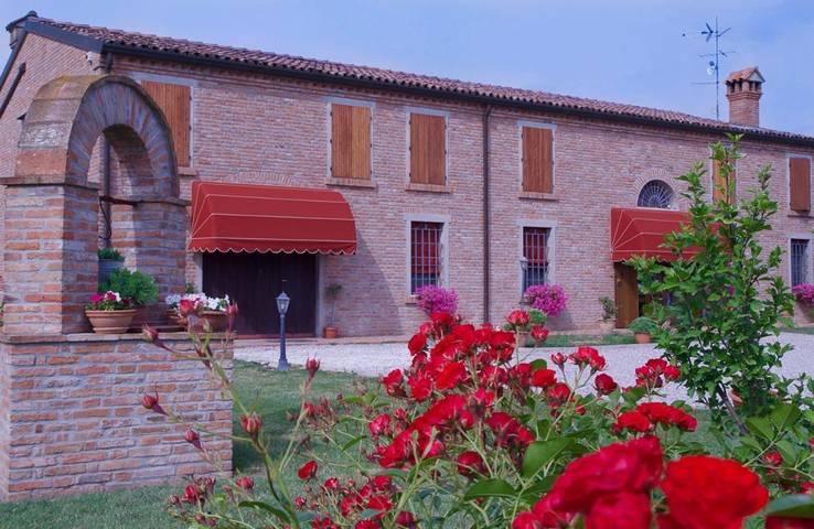 Bed and breakfast per 4 persone, con panorama e piscina nonché giardino e piscina per bambini, adatto a famiglie con bambini - 1