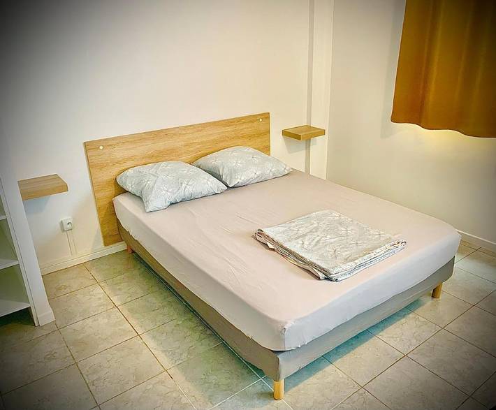 Gîte pour 2 personnes, avec vue et balcon, animaux acceptés à Bron - 3