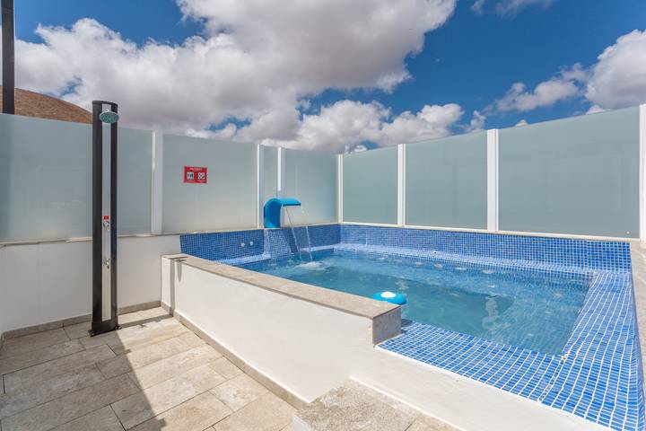 Chalet para 6 personas, con jardín y jacuzzi en Lanzarote - 3