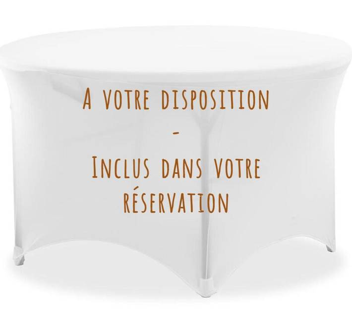 Cottage pour 12 personnes, avec piscine et vue ainsi que terrasse et jardin dans Fitilieu