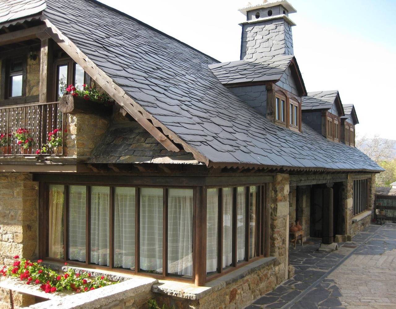 Maison de campagne 'Cuarto Del Ama' avec vue sur la montagne, jardin privé et Wi-Fi in Rozas, San Justo