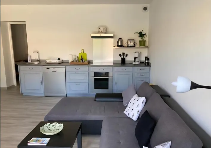 Casa de huéspuedes para 4 personas, con jardín - 1