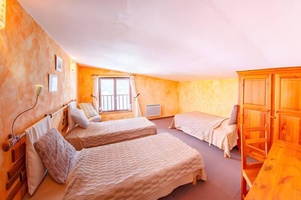 Entire apartment, Duplex Jouve with Exceptional View in Saint-Véran, Queyras