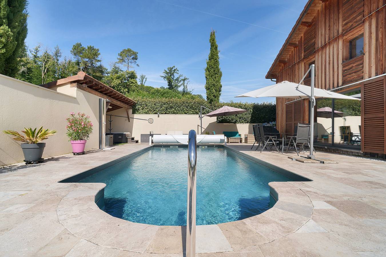 Chambre d’hôtes "Le Séchoir de Saint Vincent - Enéa" proche Sarlat- Piscine, Wi-Fi, climatisation in Saint-Vincent-le-Paluel, Périgord Noir