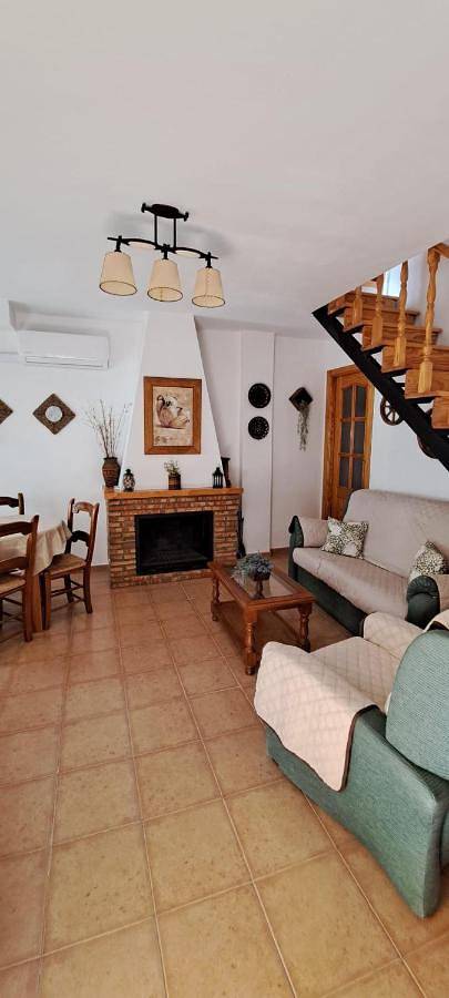 Casa rural para 5 personas, con vistas además de piscina y terraza en La Iruela - 3