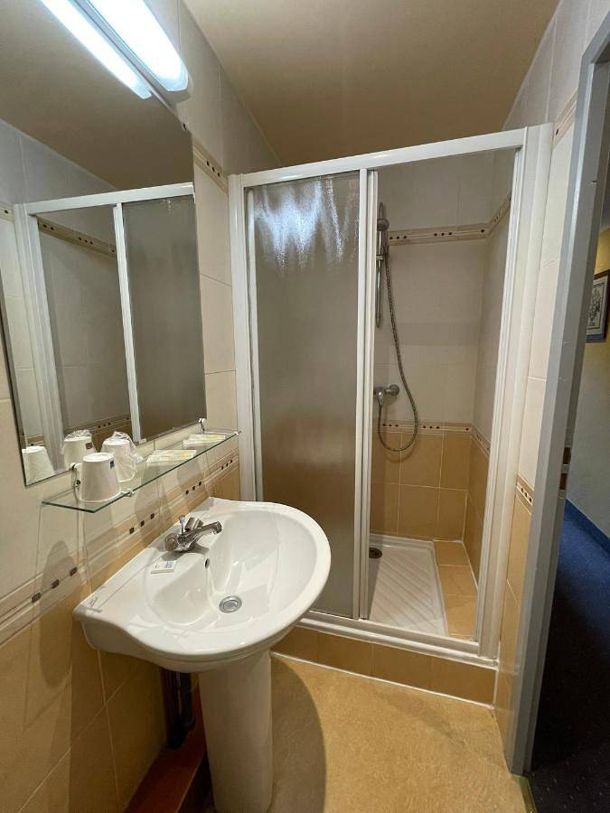 Hotel Vidal in Céret, Côte méditerranéenne (France)