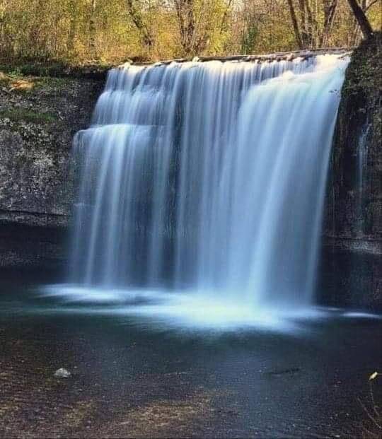 Location de vacances pour 5 personnes, avec jardin ainsi que terrasse et vue, animaux acceptés dans Lac de Bonlieu - 4