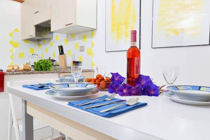 Appartamento intero, Appartamento 'Coccinella' con terrazza privata, giardino e aria condizionata in San Teodoro, Olbia-Tempio