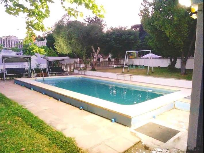Ferienhaus für 8 Personen, mit Ausblick und Pool sowie Balkon - 1