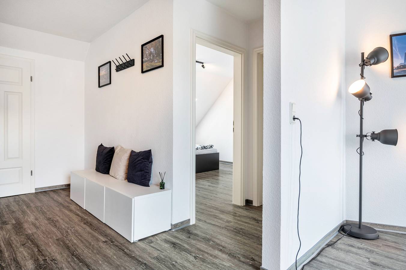 Ganze Wohnung, Ferienwohnung mit Blick auf das Jever Schloss in Jever, Nordseeküste