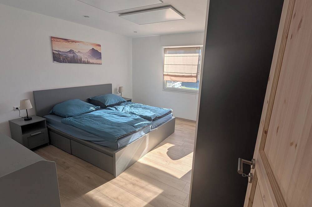 Ganze Wohnung, Idyllische Ferienwohnung im Grünen, mit moderner Ausstattung und großem Garten in Weiler-Simmerberg, Bayerisch Schwaben