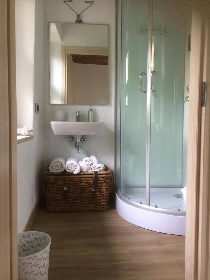 Location de vacances pour 2 personnes, avec vue ainsi que vue sur le lac et jardin, animaux acceptés dans Iseo - 3