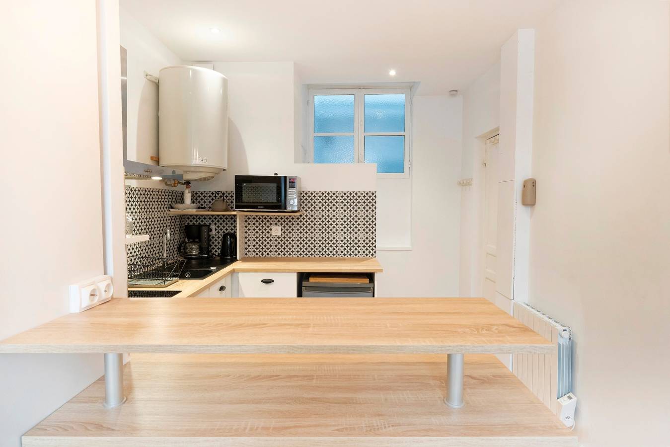 Studio entier, Studio au Cœur de Bayonne - Séjour Pratique et Confortable in Bayonne, Région de Bayonne