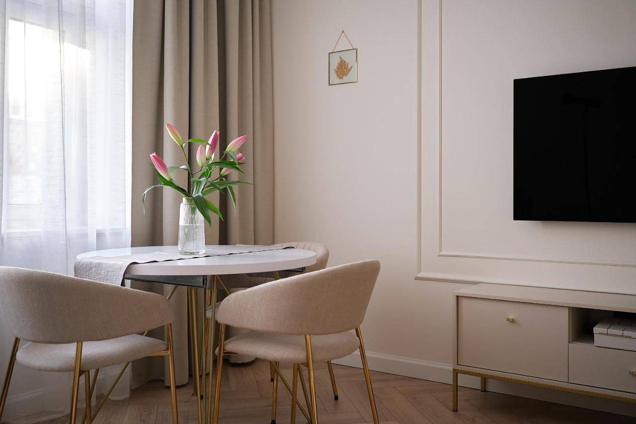 Cały apartament, Two-Bedroom Deluxe Apartment in Wałbrzych, Sudety (Polska)