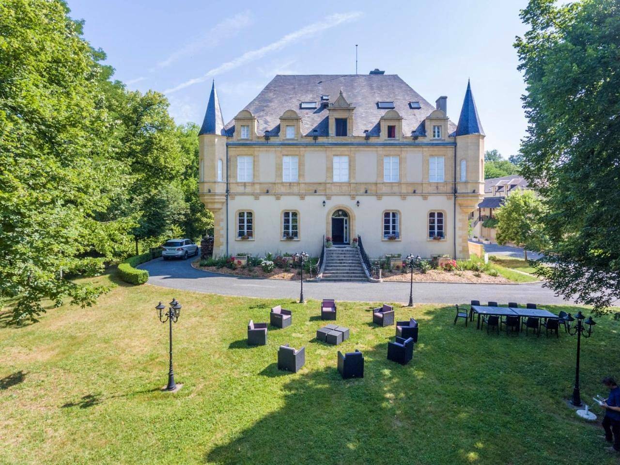 Château de Puy Robert Lascaux in Montignac, Périgord Noir