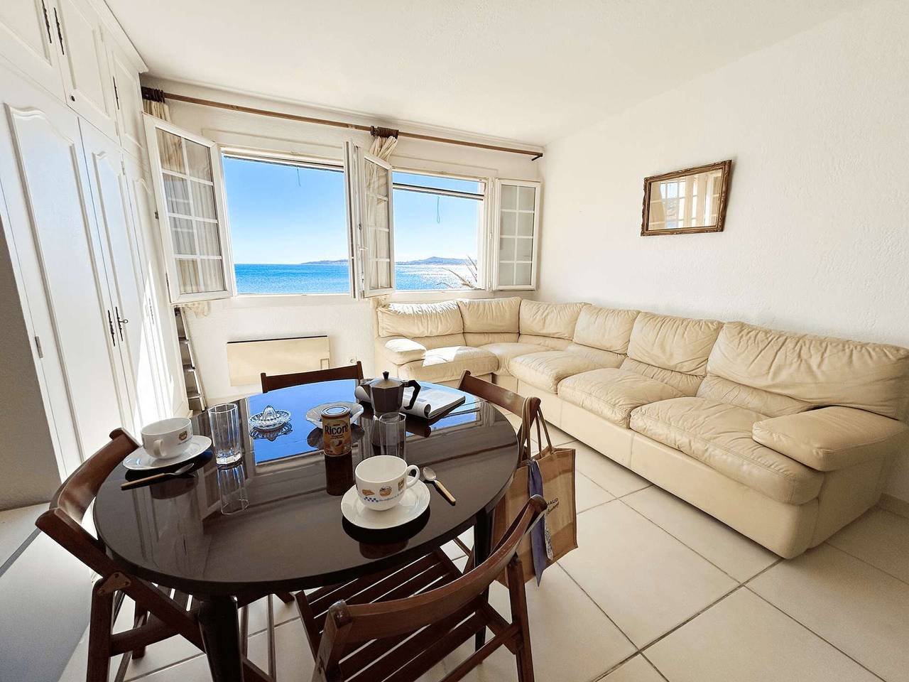 Ganzes Studio, Studio am Meer mit Klimaanlage und Parkplatz in Port Grimaud in Port Grimaud, Grimaud