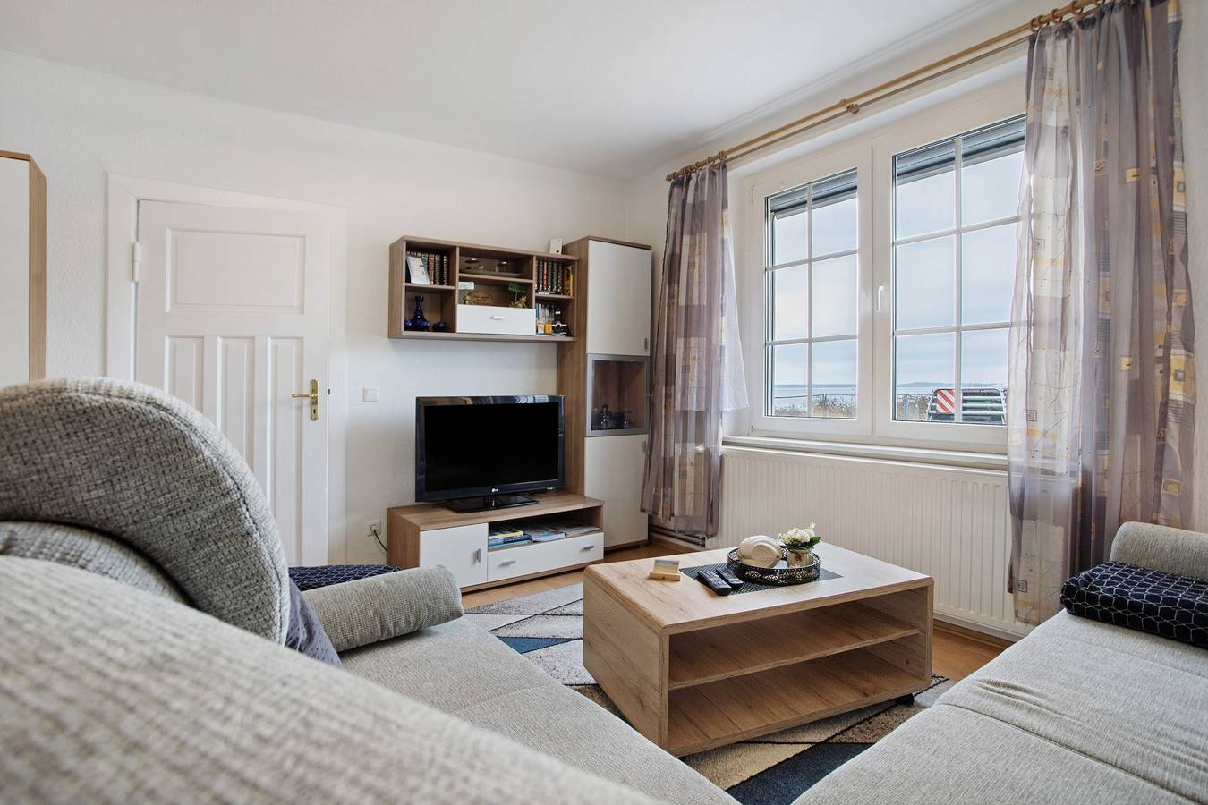 Appartement entier, Appartement « Au-dessus du port » avec vue sur la mer, terrasse commune et Wi-Fi in Sassnitz, Parc national Jasmund