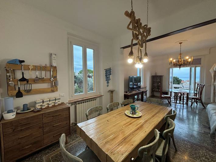 Gîte pour 8 personnes, avec balcon, animaux acceptés dans Nervi (Genova)