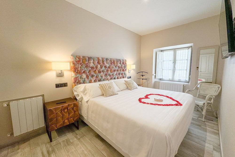 Ganze Wohnung, Suite-Familie-Whirlpool in Santillana del Mar, Kantabrische Küste