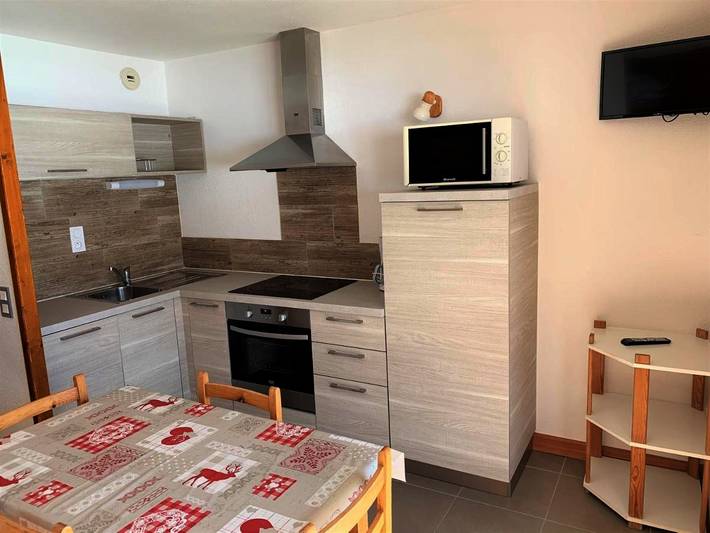 Location de vacances pour 8 personnes, avec vue et jardin à Ancelle - 3