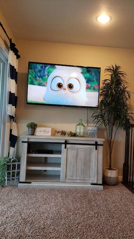 Vacation rental for 10 people, with balcony and yard in Eufaula Lake