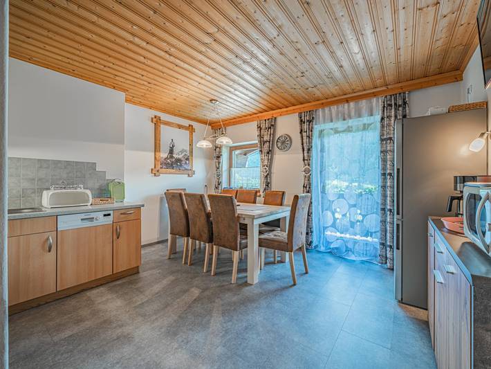 Ganze Wohnung, Österreichisches Ferienhaus mit zentraler Lage in Stuhlfelden, Pinzgau