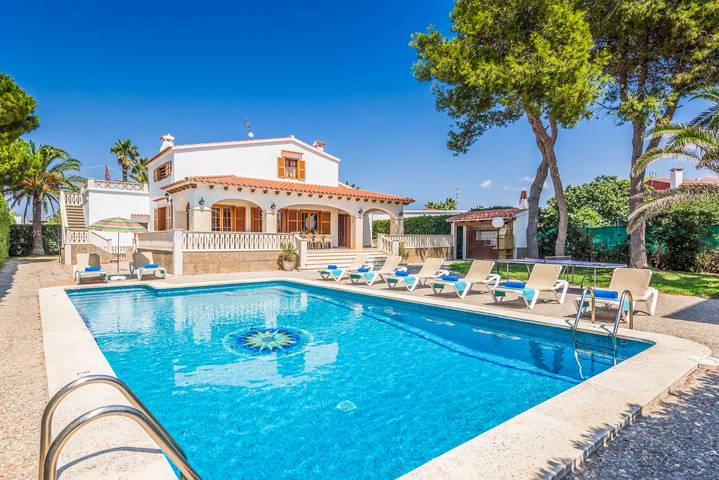Villa pour 7 personnes, avec Terrasse et Jardin à Cala Blanca