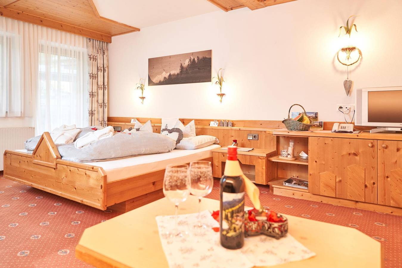 Ganze Ferienwohnung, Enzian - Wohn-/Schlafraum in Leutasch, Innsbruck Land