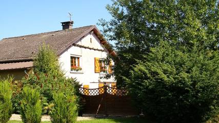 Gîte pour 5 personnes, avec jardin à La Chapelle-aux-Bois