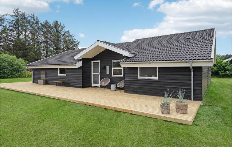 Ferienhaus für 6 Personen, mit Sauna und Garten sowie Whirlpool und Terrasse in Bratten - 3